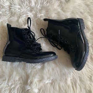 Toddler Girl Black Shiny Bootie with Glitter sole Size 10